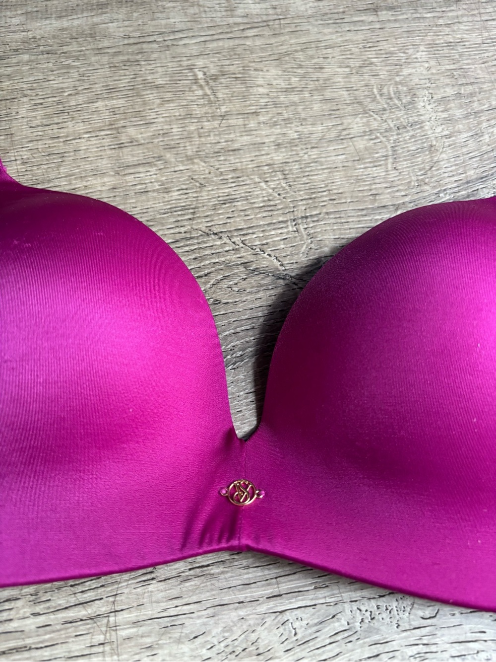 Victoria's Secret Smooth Push-Up Bra - Magenta - Picture 7 of 7